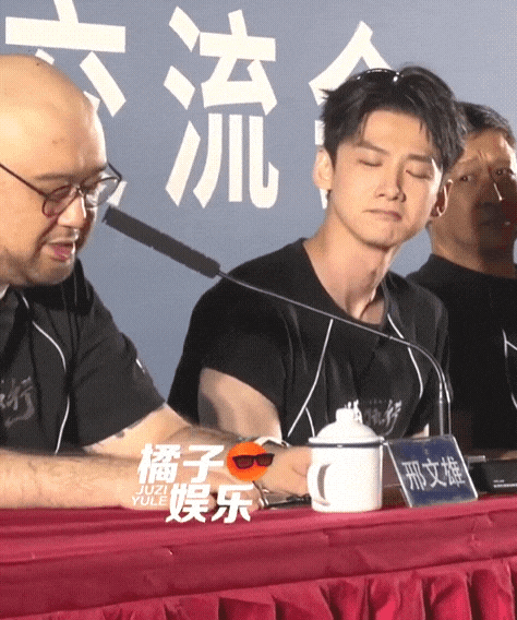 HwBGOo.gif