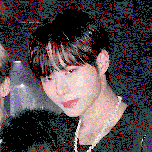 IDKnQX.gif