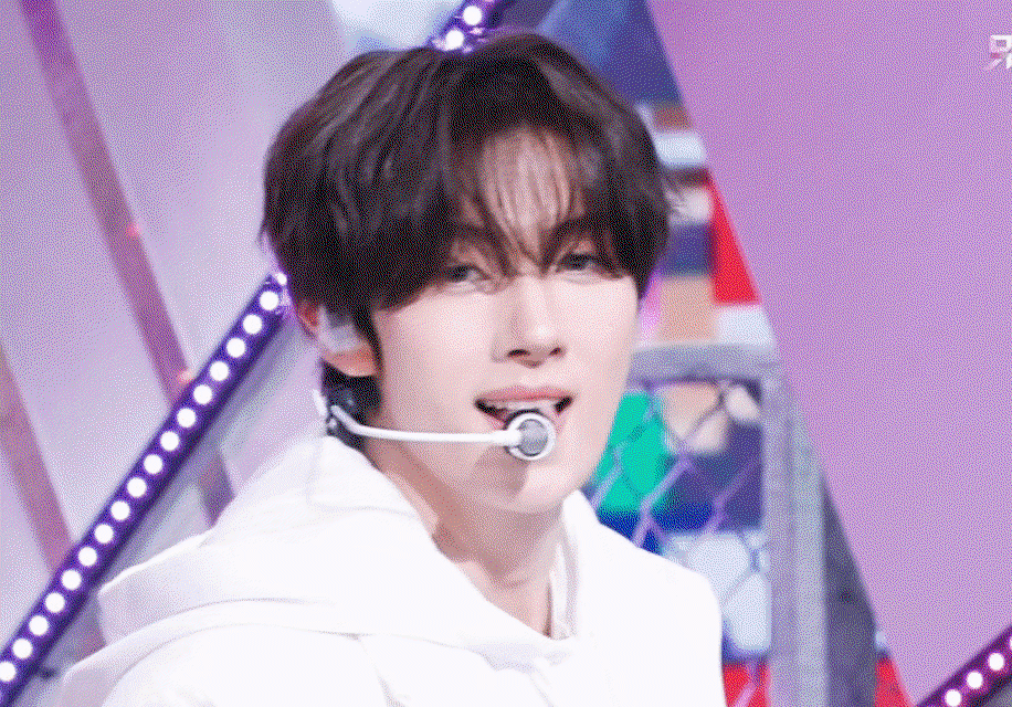 IFpKuc.gif