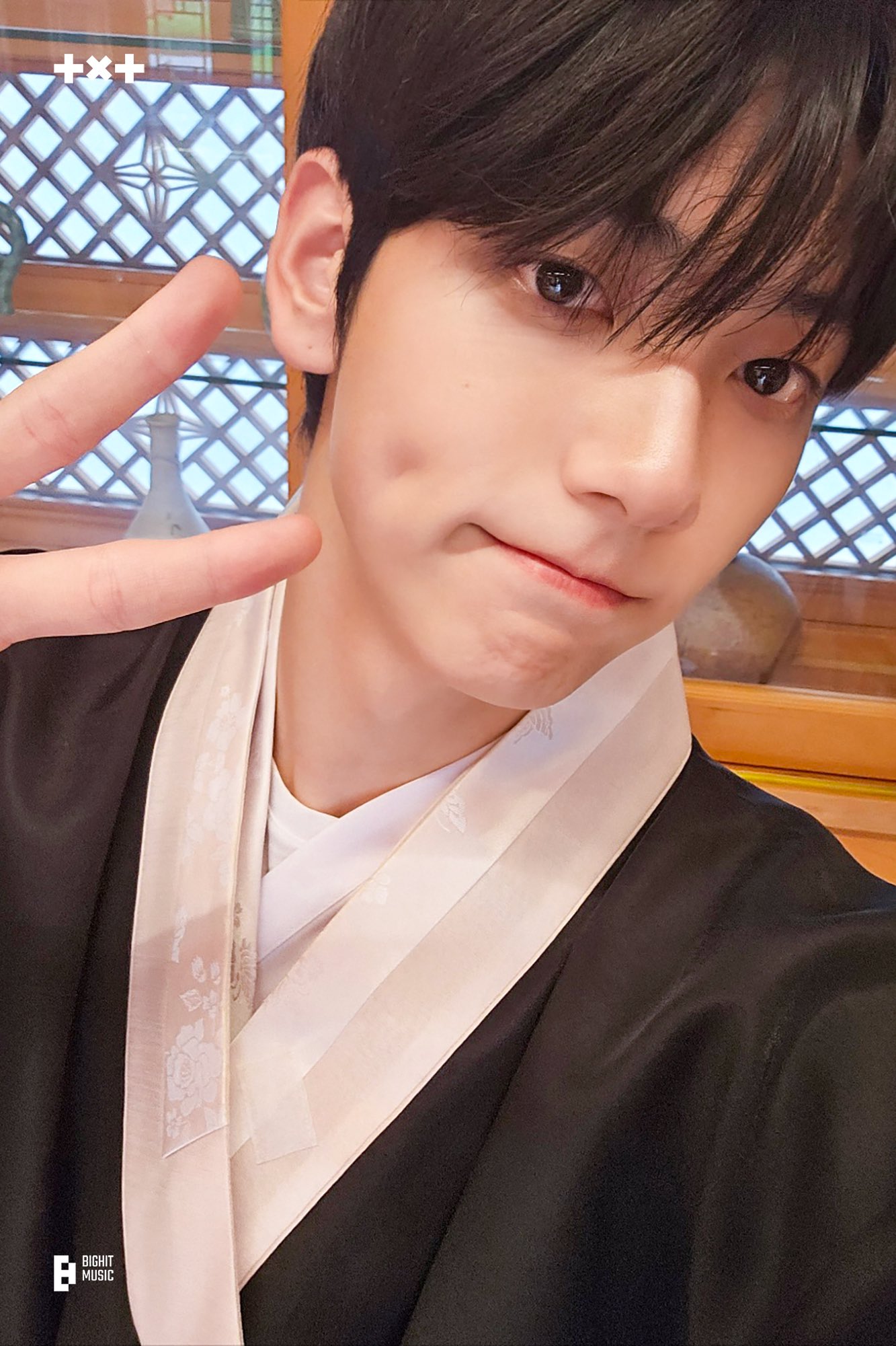 더쿠 탐관오리 옷이라는데 왜 선비로 보이냐ㅋㅋㅋ