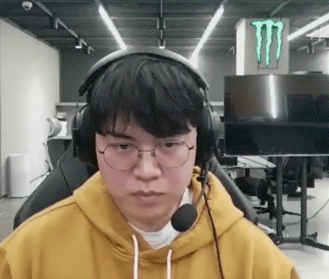 IWWBCv.gif