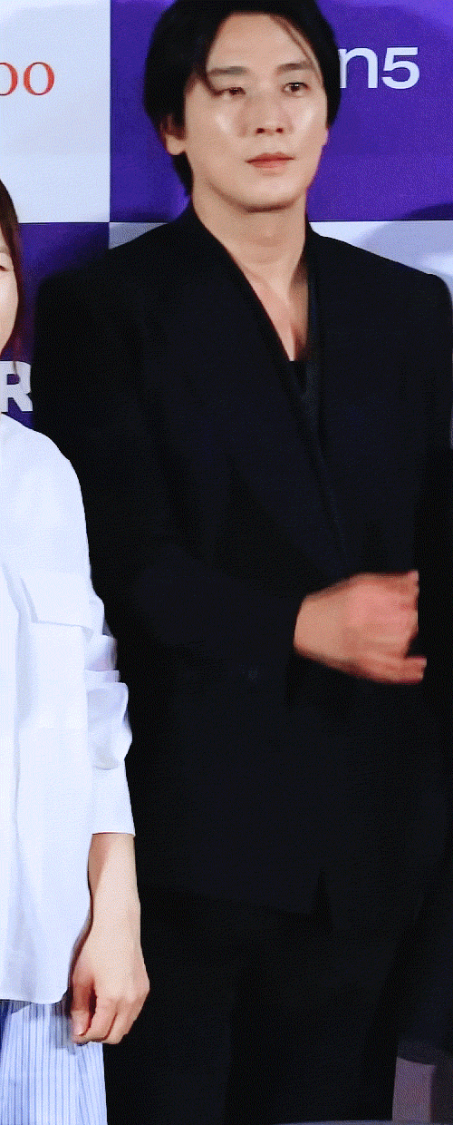 IZydcJ.gif