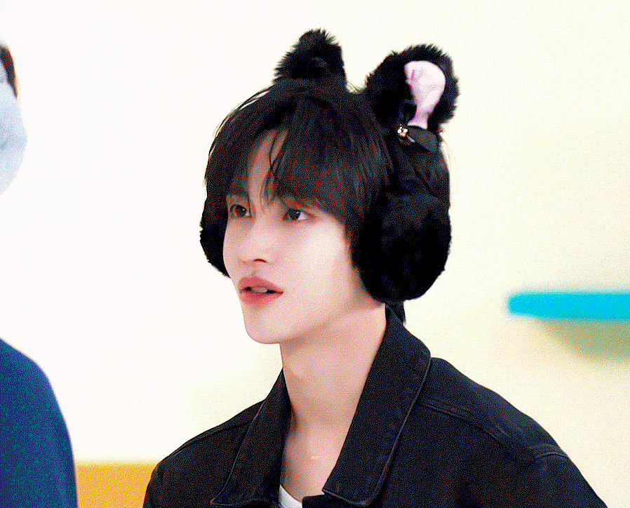 IljcQU.gif