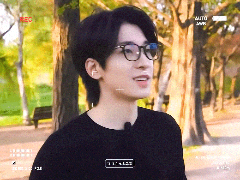ImoszE.gif