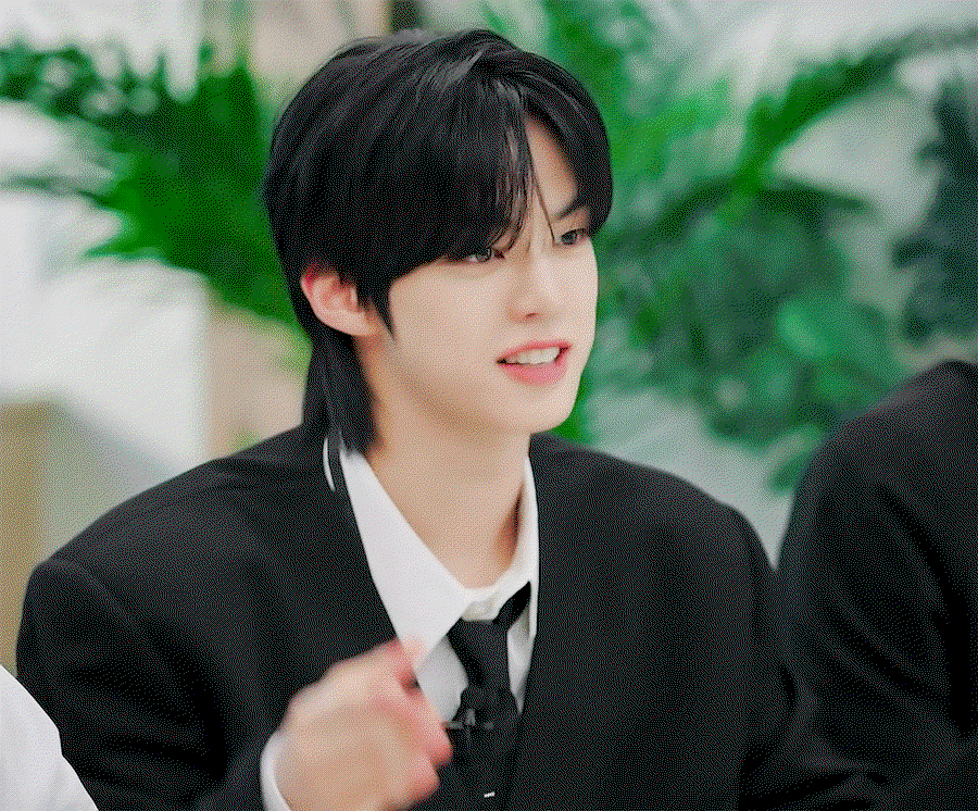 IqSTHE.gif