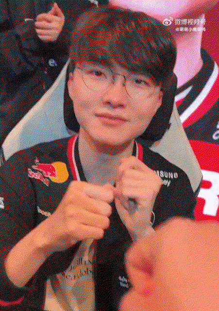 IuOJoy.gif