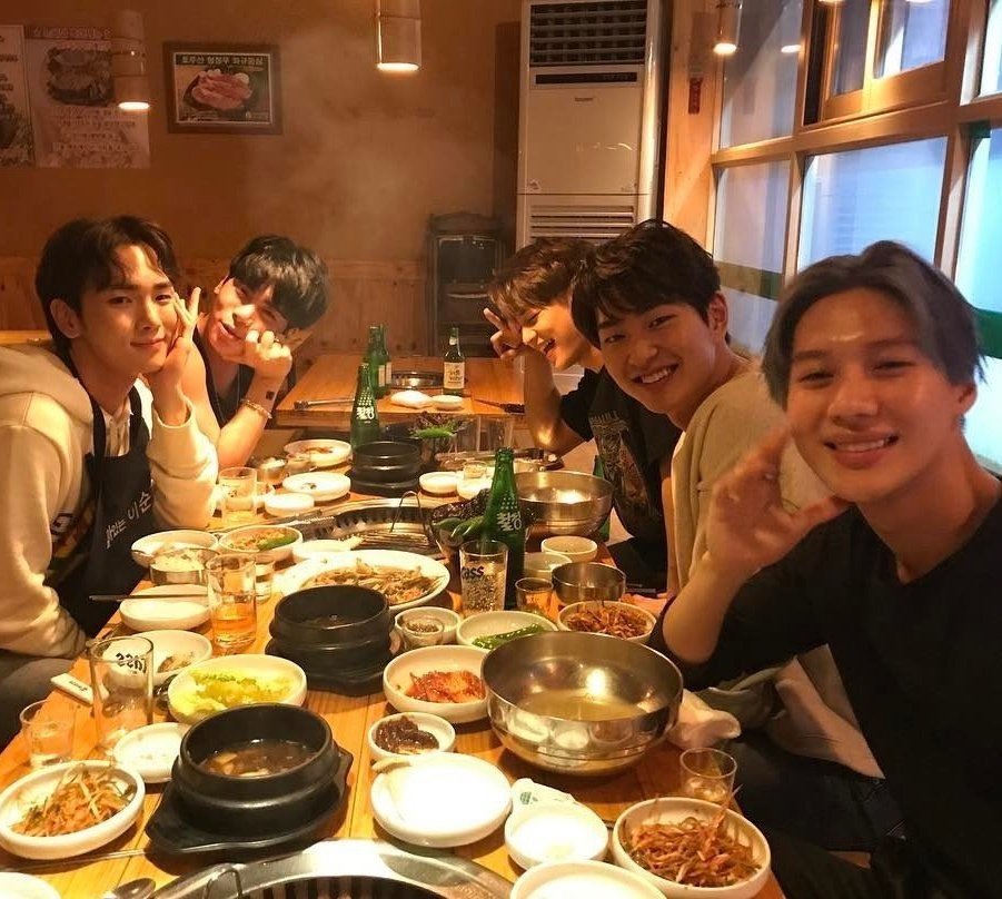 회식짤 보니까 이때 생각난다