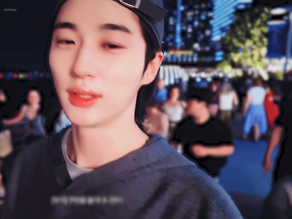 IyCkBI.gif