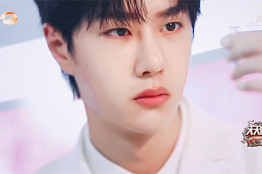 Iyhstn.gif