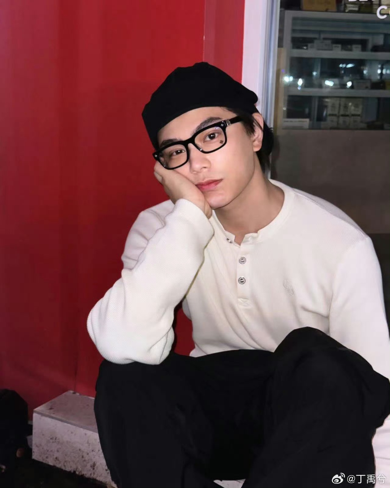 JJGkiF