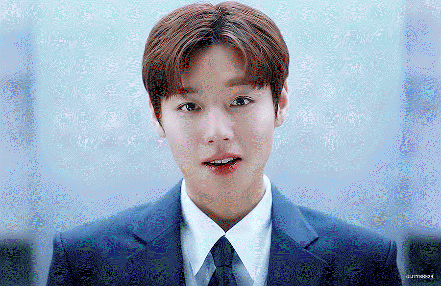 JJcnOs.gif