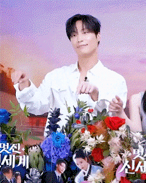JKyXtb.gif