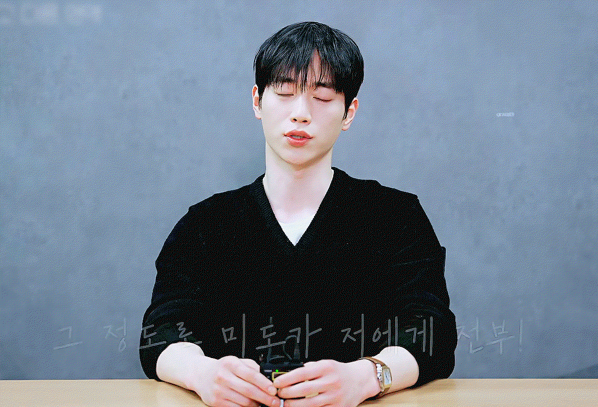 JLiyWb.gif