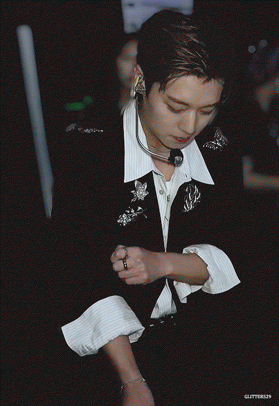 JQbAim.gif