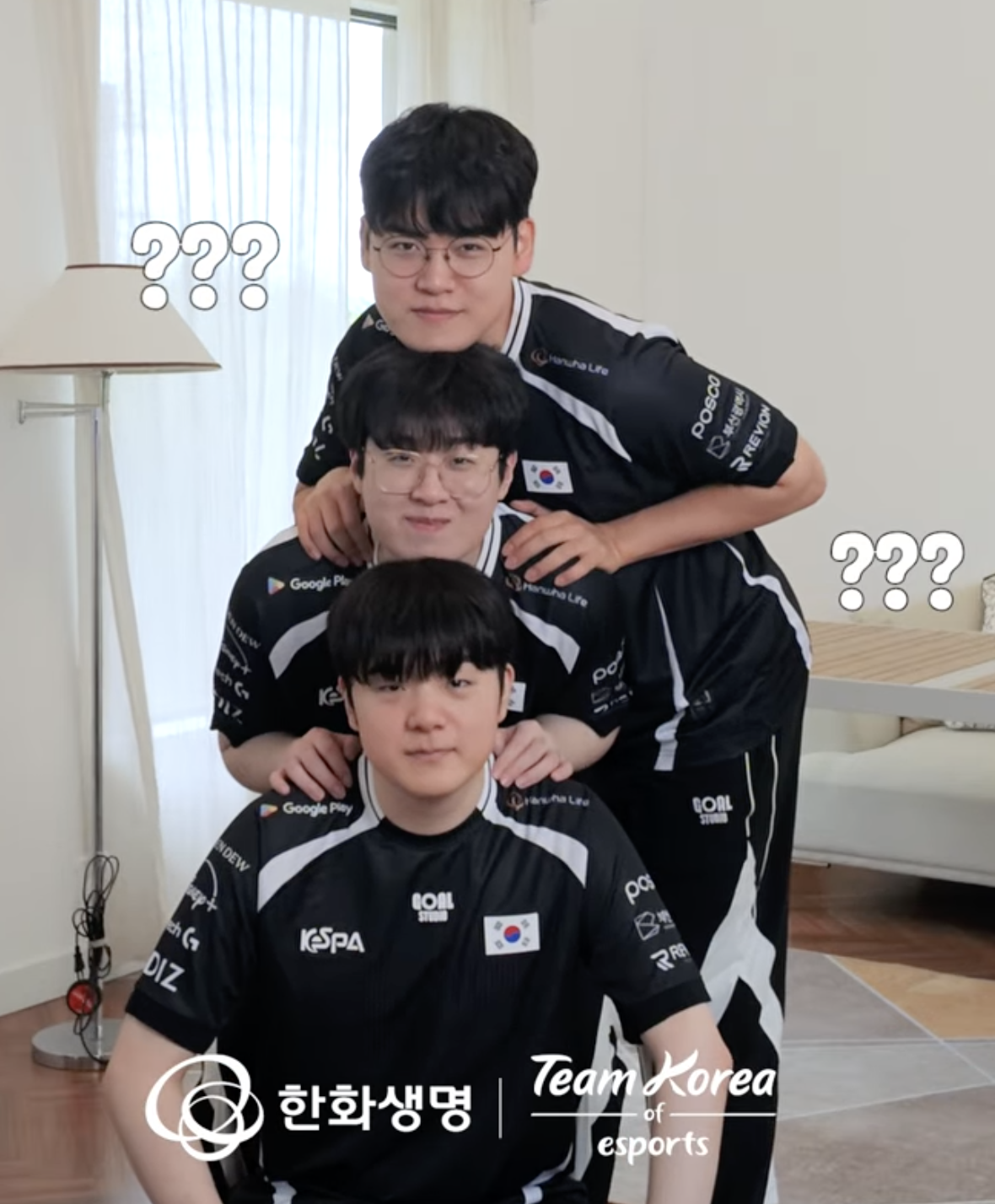 JSAKOg