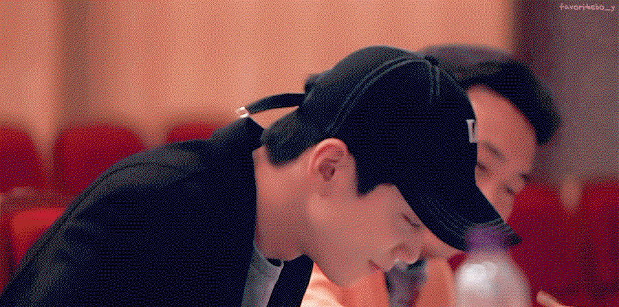 JUJigt.gif