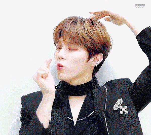 JaLYiq.gif