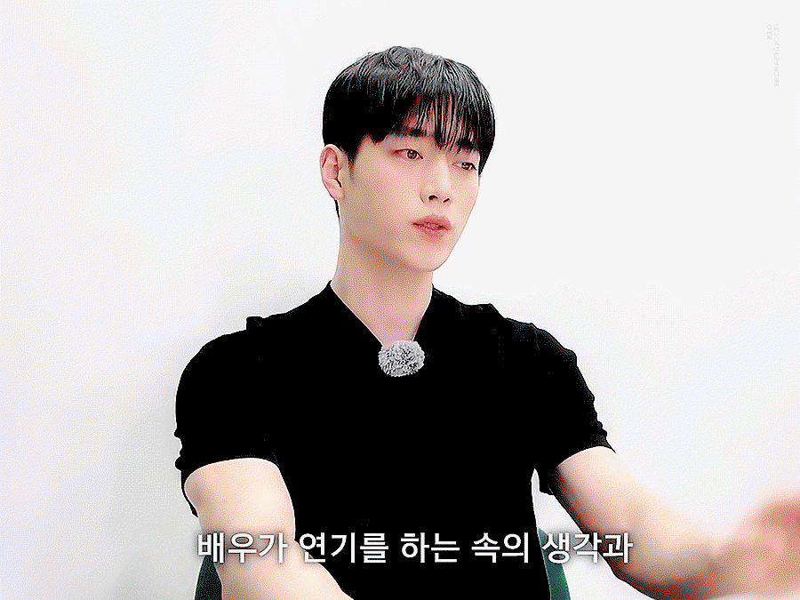 JbCxHo.gif