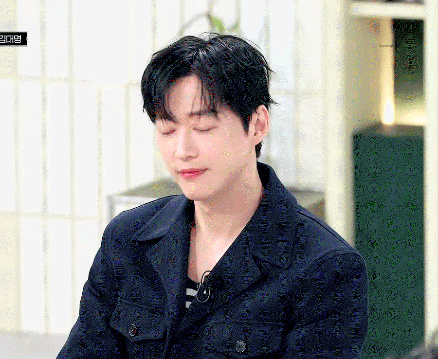 JcKCEv.gif