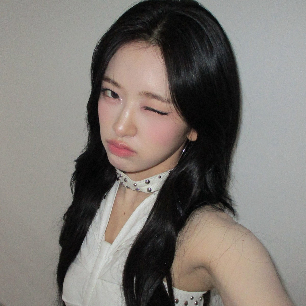 JinqEm