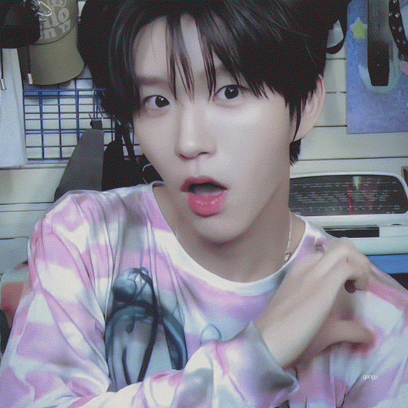 JivcXb.gif