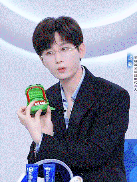 JlRWAi.gif