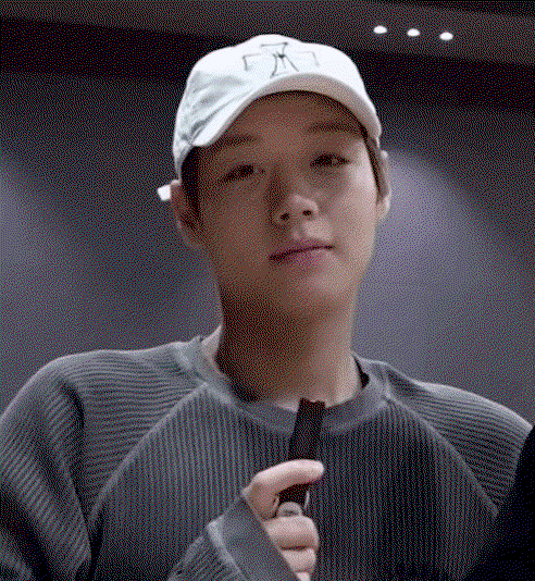 JlsJUa.gif