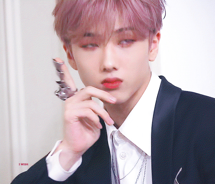 JxbFXG.gif