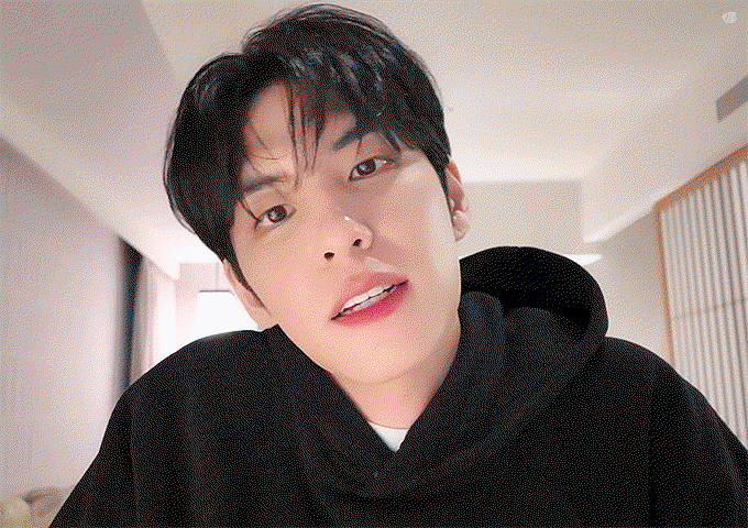 Jxnrrr.gif