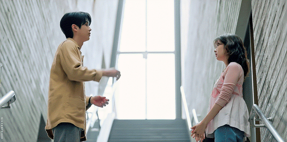 JyunQm.gif
