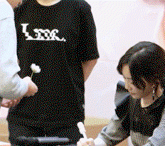 JzHcyg.gif