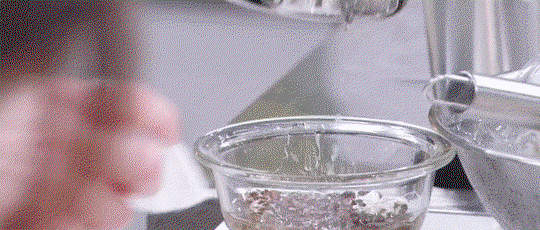 KDnVeI.gif