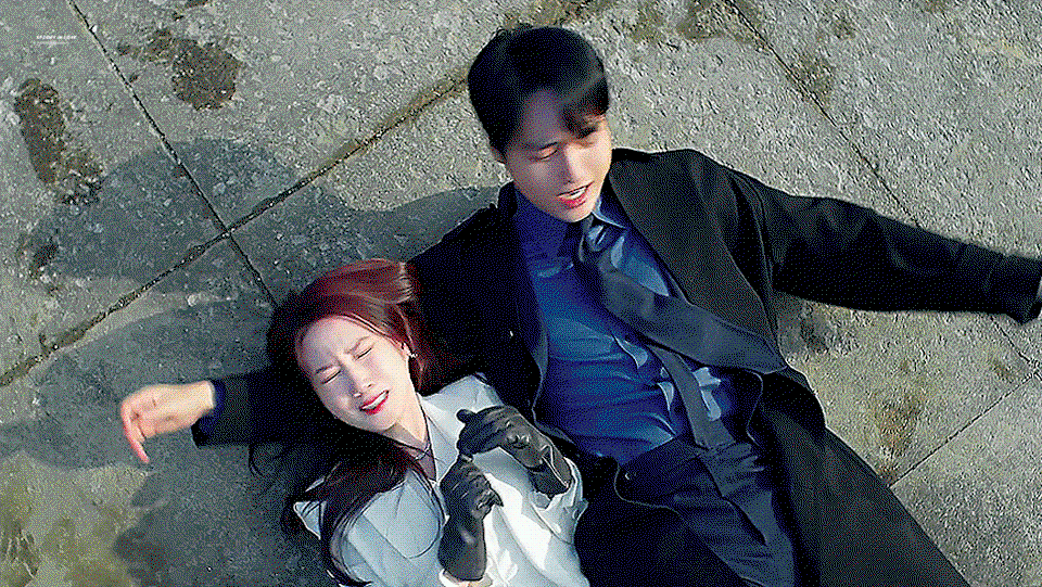 KEgHYu.gif