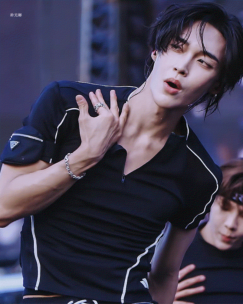 KHJkXG.gif