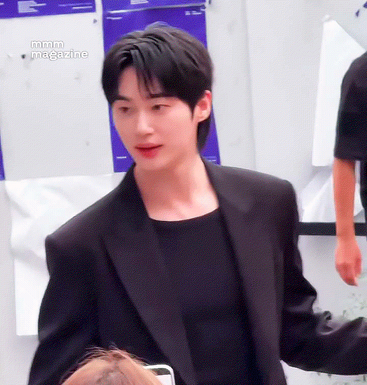 KPNGxQ.gif