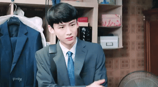 KUnrEb.gif