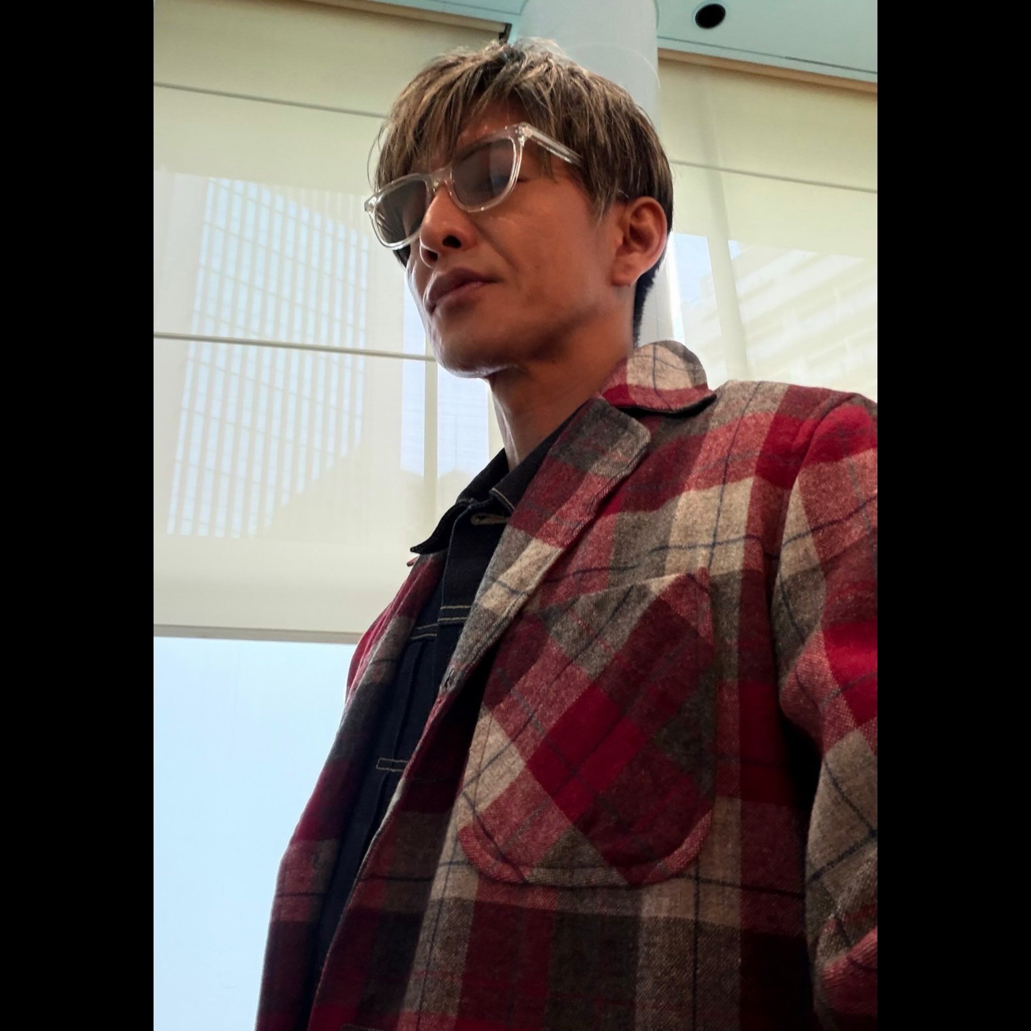 KVLFww