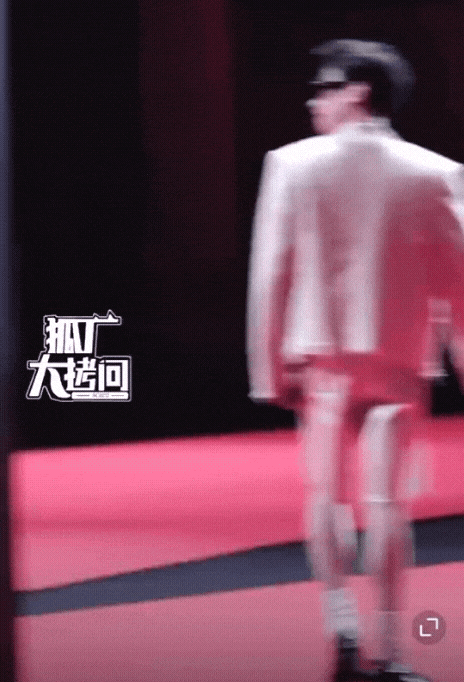 KWVHfC.gif