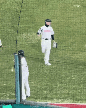KeaWTk.gif