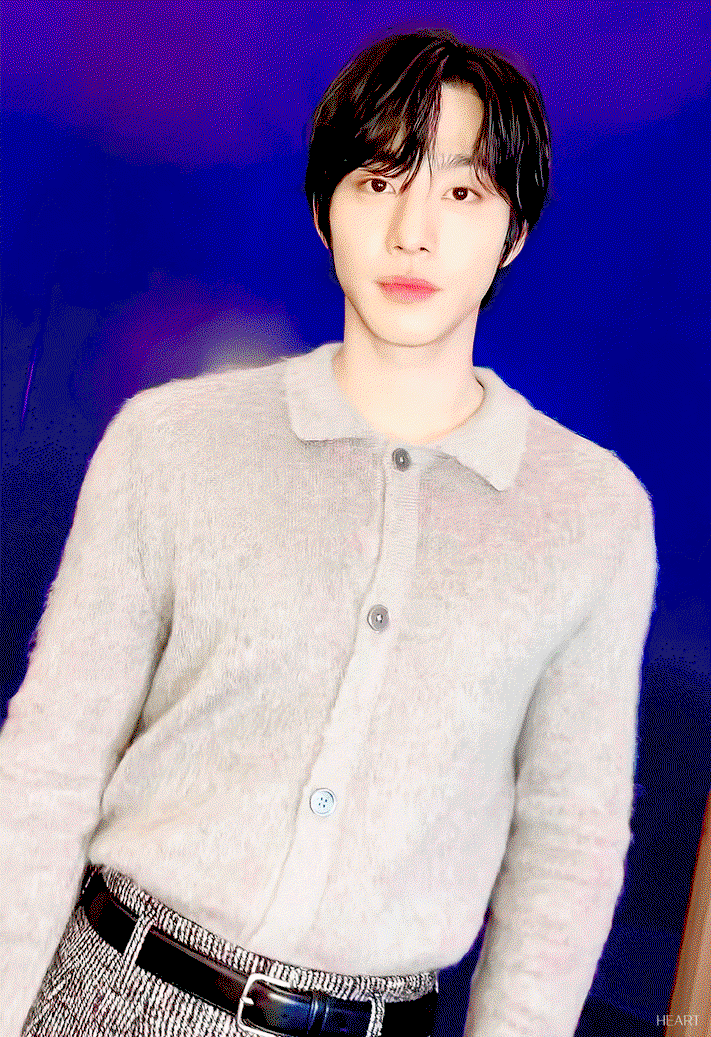 KgPQYF.gif