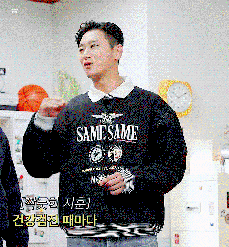 KjrFAd.gif