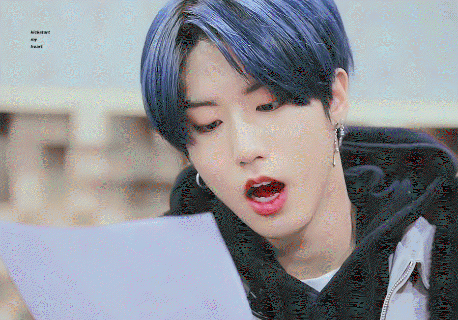 KkHTFI.gif