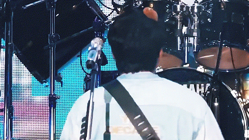 KuqNsH.gif
