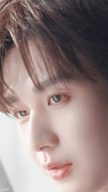 KvXwOF.gif