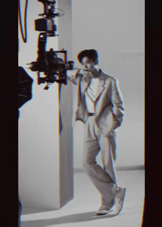 LBVrYS.gif