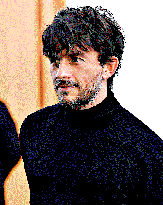 LHirRQ.gif