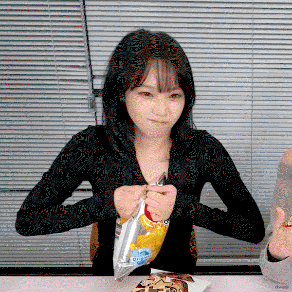 LIJdmb.gif