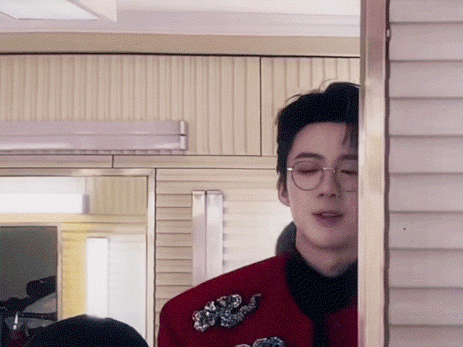 LMjmnH.gif