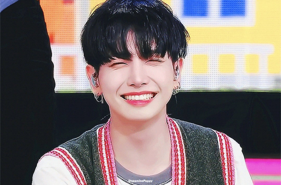 LOmWGv