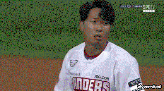 LuclJN.gif